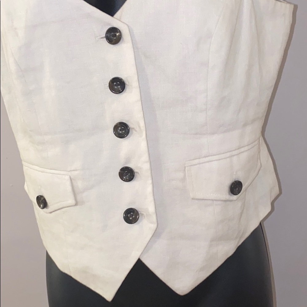 Vest - Picture 2 of 4